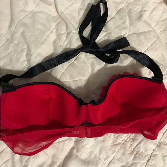 Fredrick’s of Hollywood Red ruffle halter bra - Picture 4 of 6
